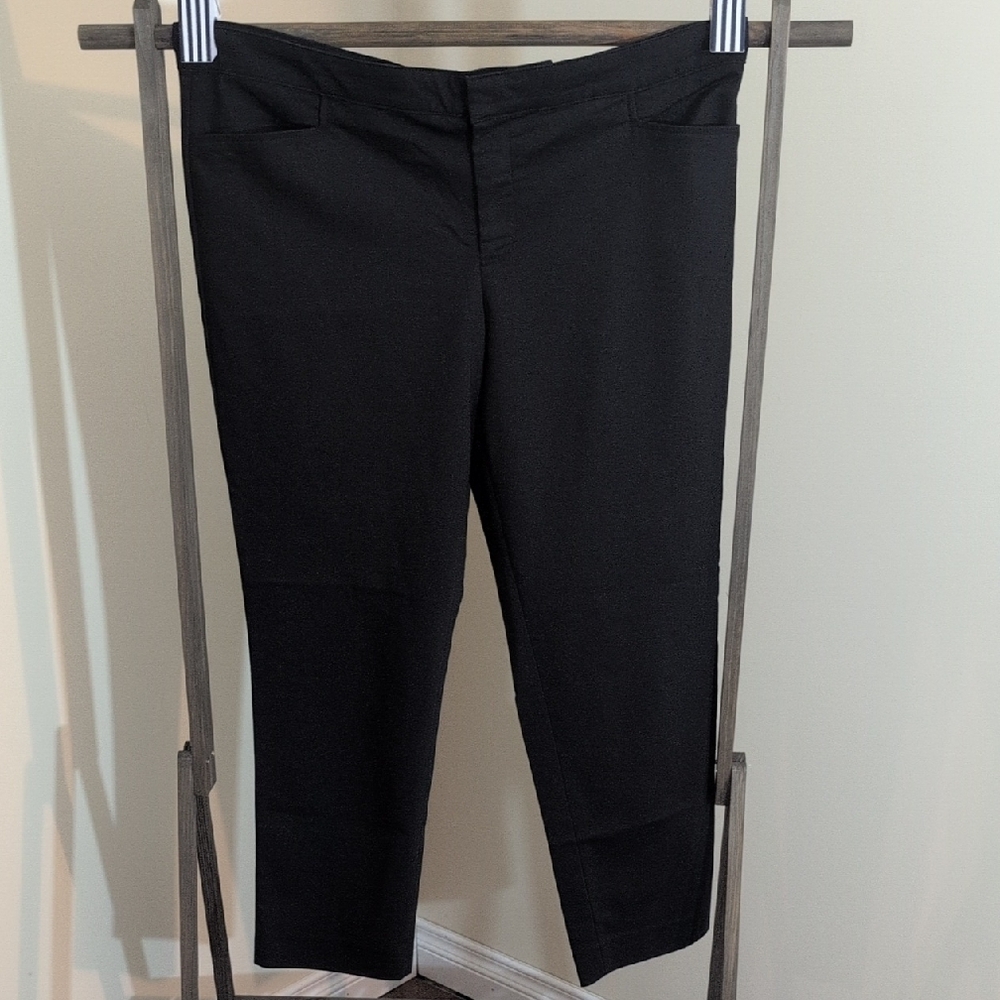 Chaps | Women's Classic Black Cropped Pants